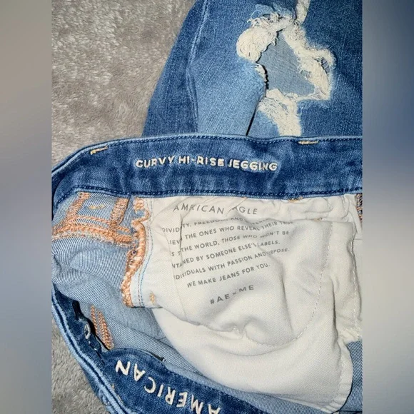 American Eagle Curvy Hi-Rise Jegging - Picture 4 of 4